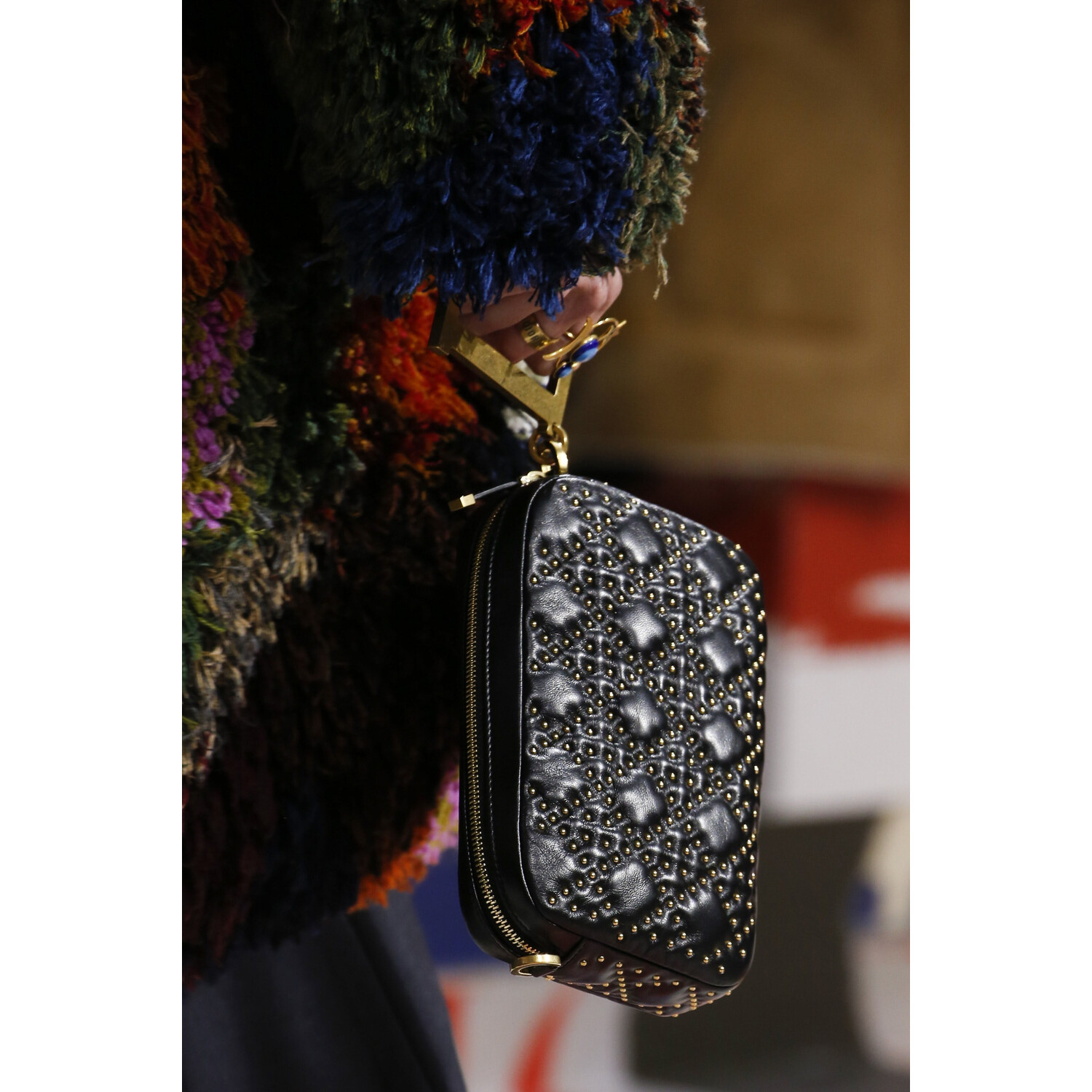 Фото Details Christian Dior , Details Dior Fall 2018 Ready-to-Wear , Детали показа Кристиан Диор , Детали показа Диор осень зима 2018 , Fashion show , неделя моды в Париже , PFW , Мария Грация Кьюри , Mainstyles